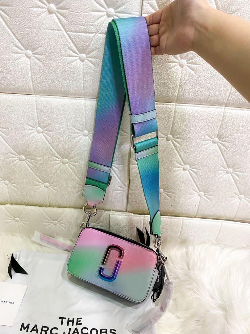 Marc Jacobs Snapshot Ombre Camera Bag, Luxury, Bags & Wallets on Carousell