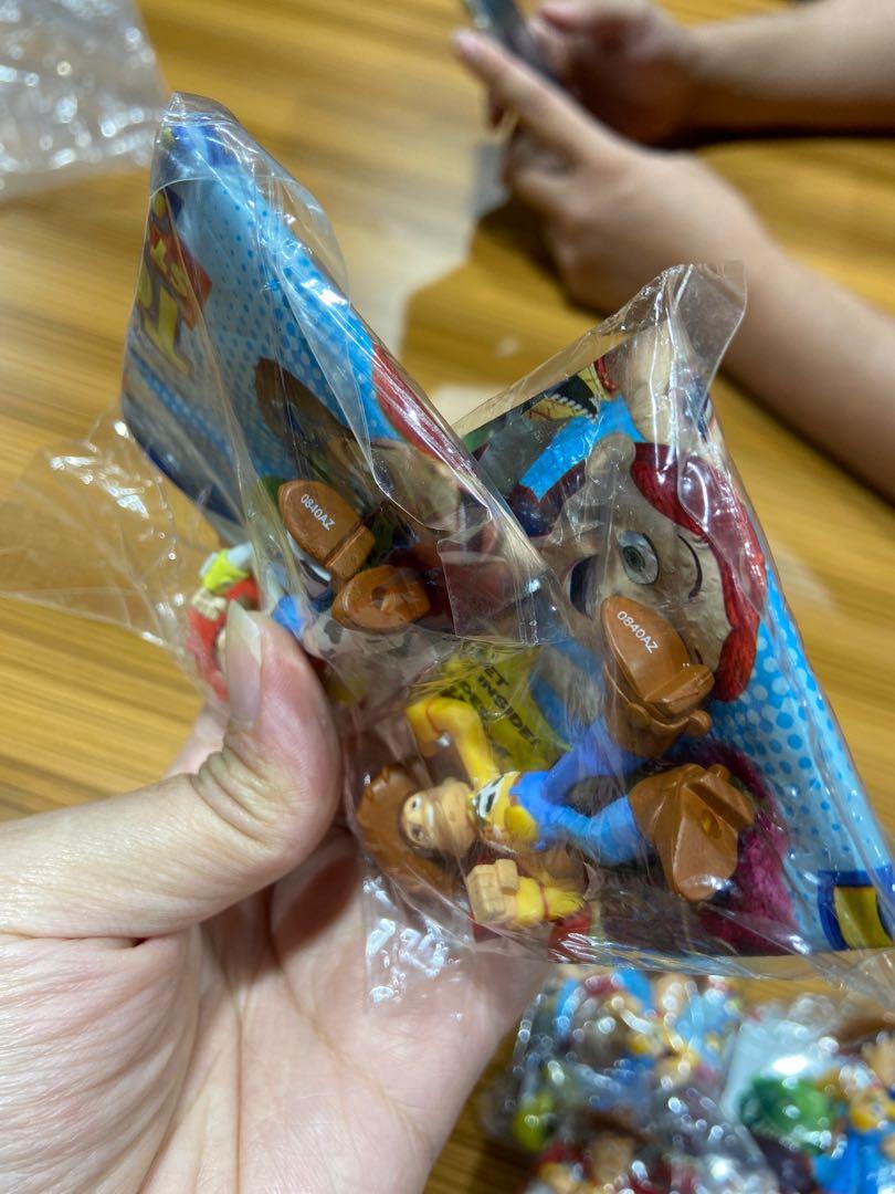 Mattel Toy story 3 figures 2 inches mystery packs Woody Jessie Lotso