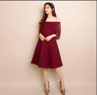 Sabrina dress Premium Bahan Tebal dan Nyaman warna Maroon