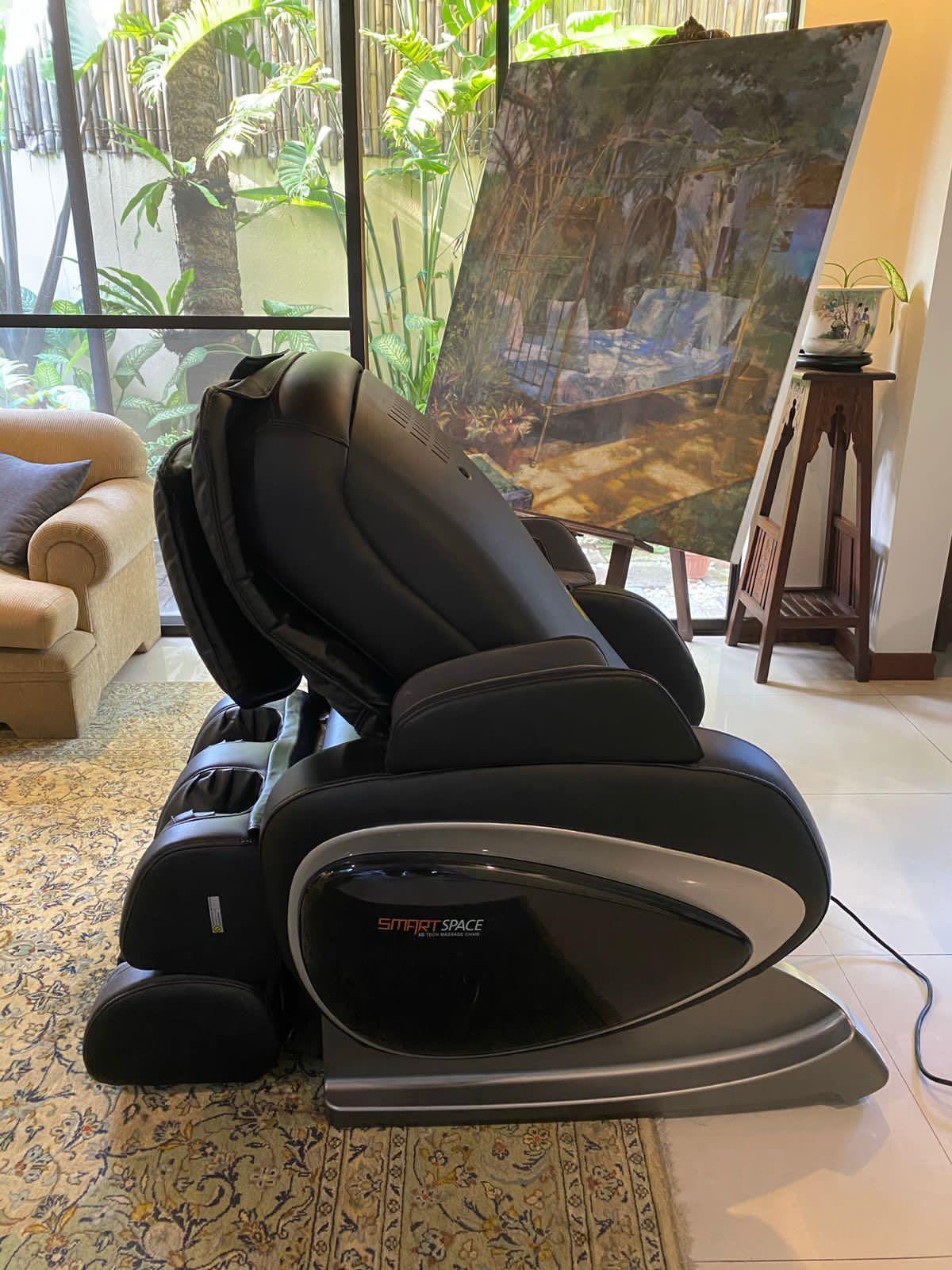 Ogawa smart space massage chair on sale