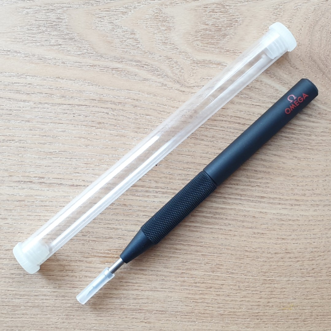 Omega hotsell strap tool