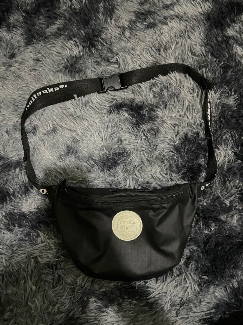 onitsuka tiger sling bag