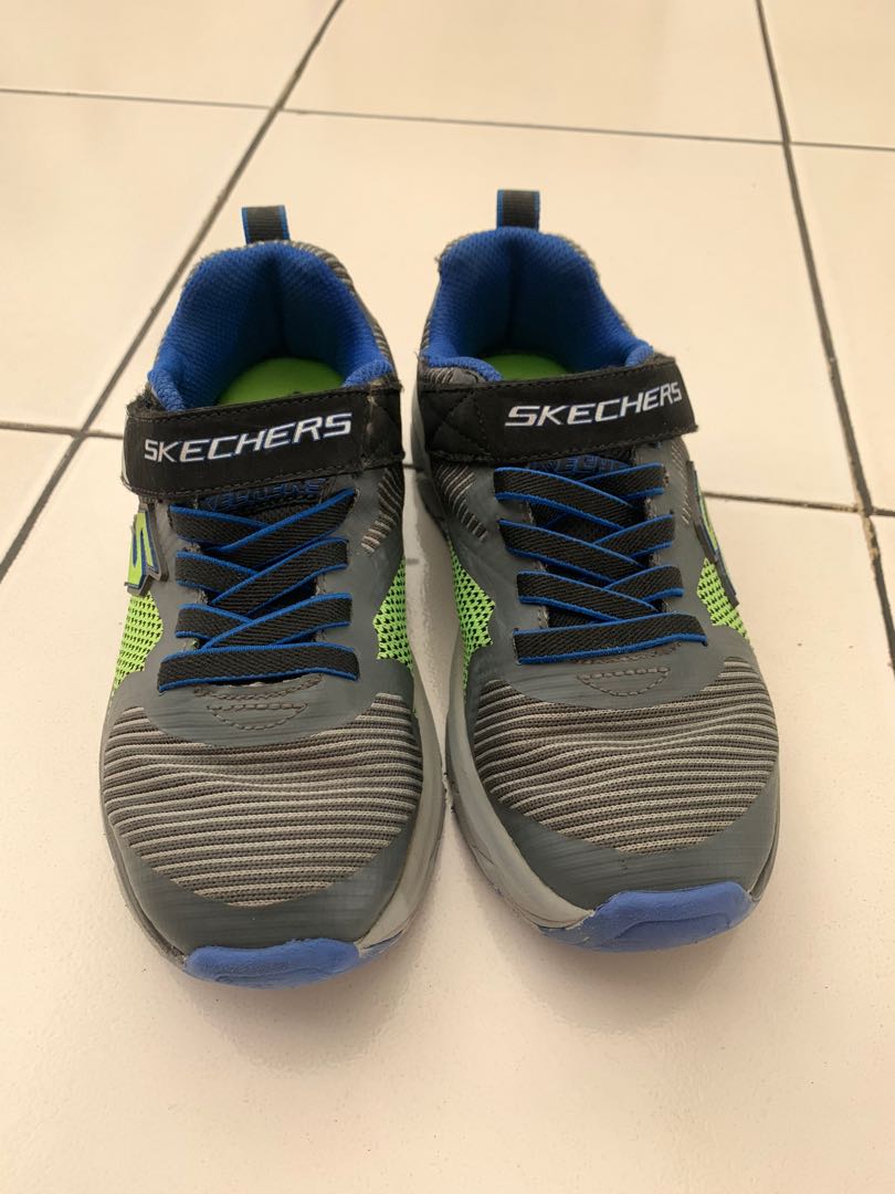 sketchers boys shoes