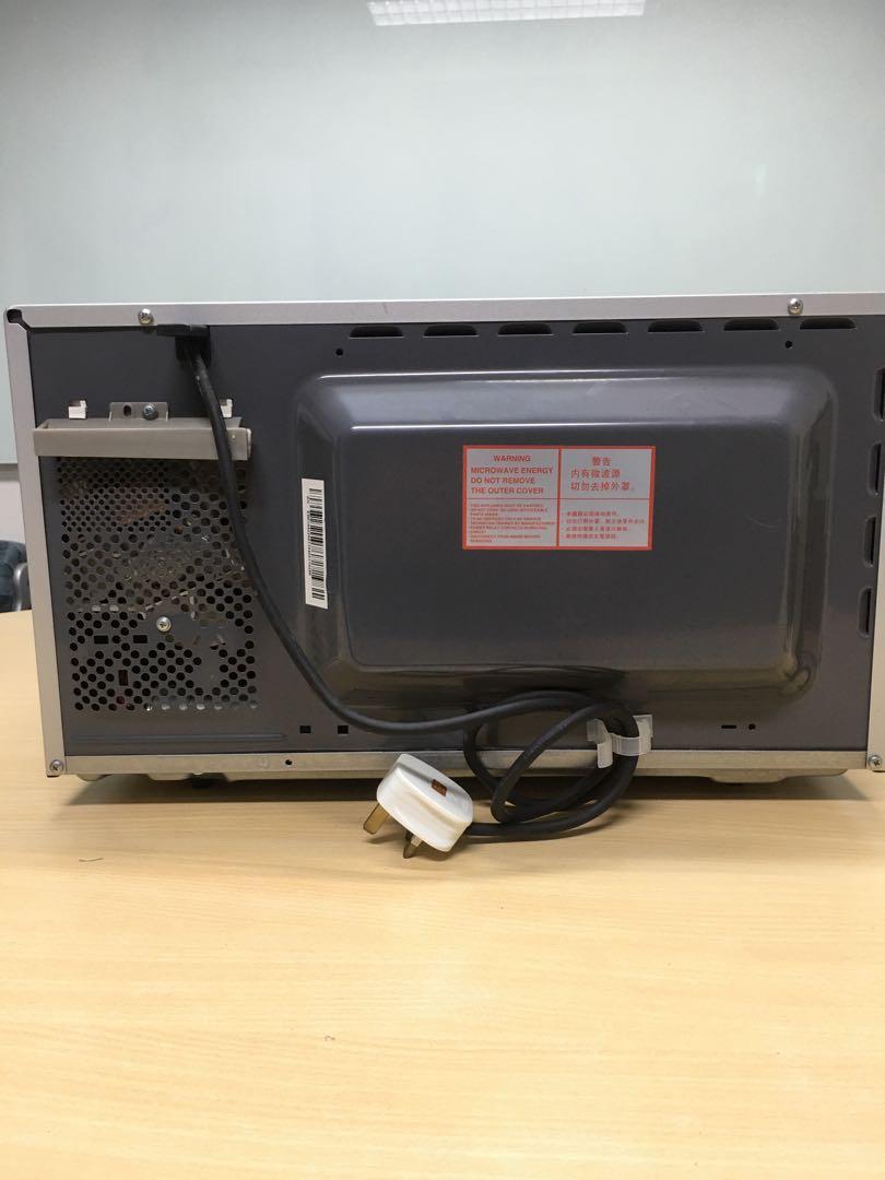 Panasonic Microwave NNGT353M (Faulty), TV & Home Appliances, Kitchen