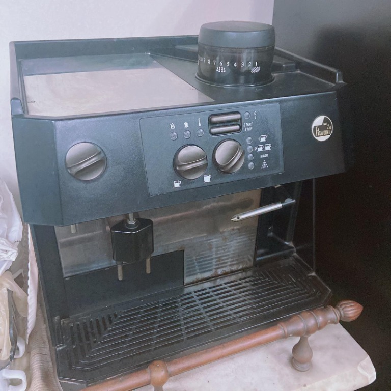 Pavoni Coffee Machine, TV & Home Appliances, Kitchen Appliances, Coffee