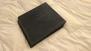 Ps4 with controller and cables