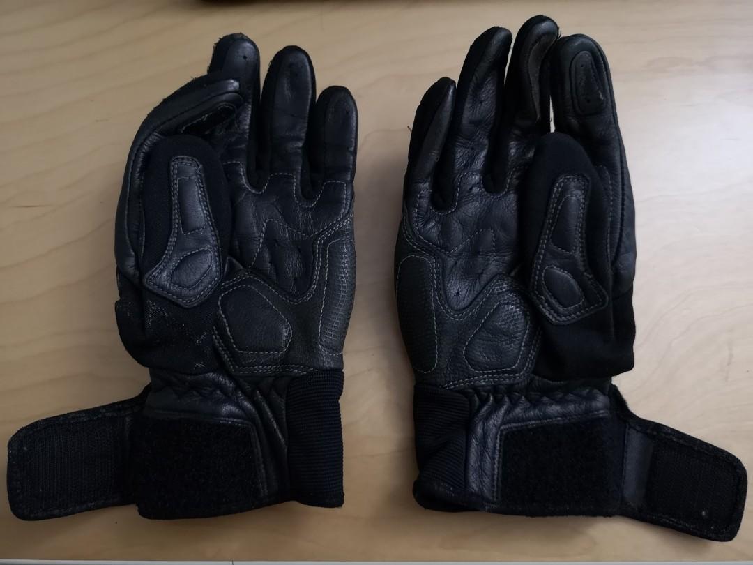 Rev'it Comet gloves (Revit) Black, Motorcycles, Motorcycle Apparel on Carousell