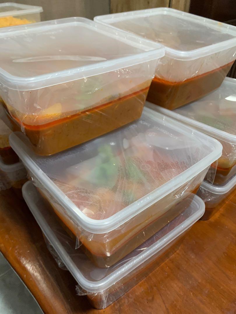 Roti Kirai with Chicken/Beef Curry, Food & Drinks, Local Eats on Carousell