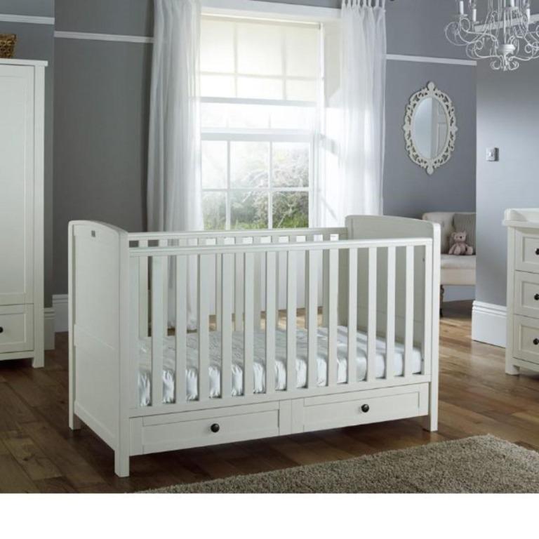 Silver Cross Nostalgia Ivory Cot Bed 3 Base Positions, Babies & Kids
