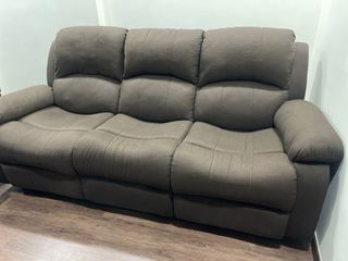 (Category: ) located in . Submitted by oohlalaboutique (Listing ID 1119944827, Image 1). Description: .