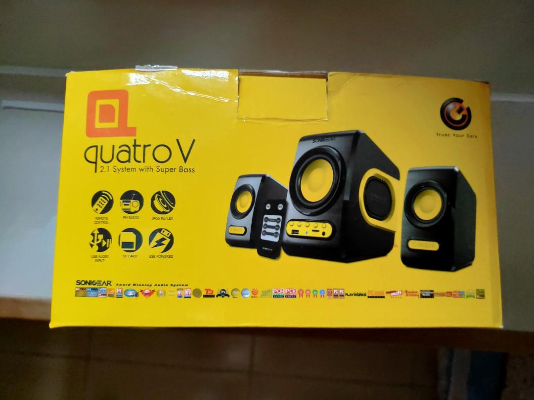 Quatro v 2.1 system with cheap super bass