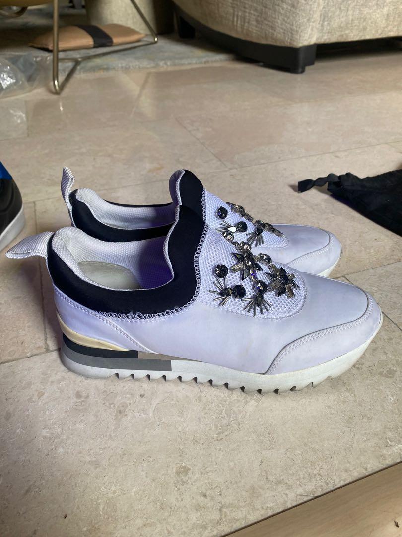 Tory Burch NWT Rosas Crystal Embellished White Neoprene Runner Sneaker,  Women's Fashion, Footwear, Loafers on Carousell