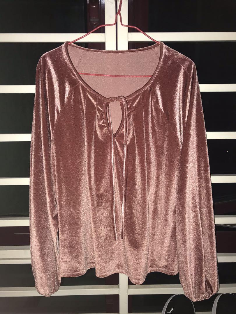 Velvet blouse, Women's Fashion, Tops 