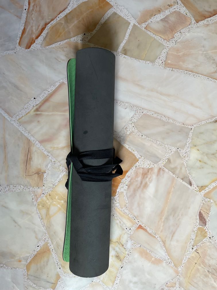 Watsons TPE yoga mat, Sports Equipment, Exercise & Fitness, Exercise