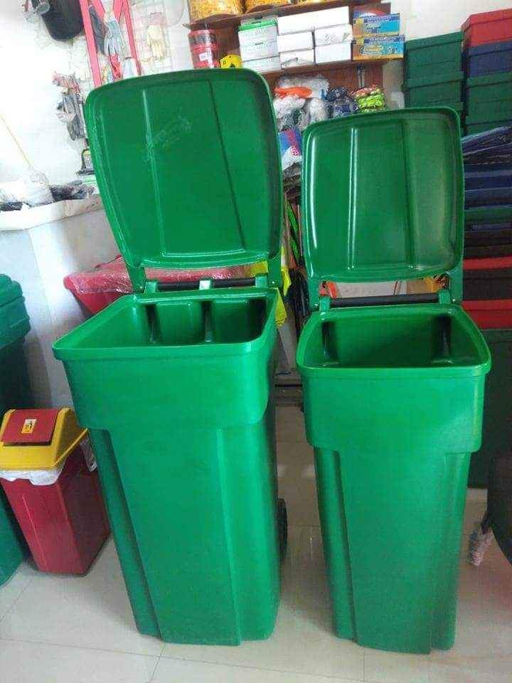 Wheels trash bin waste bin roller king, Commercial & Industrial ...