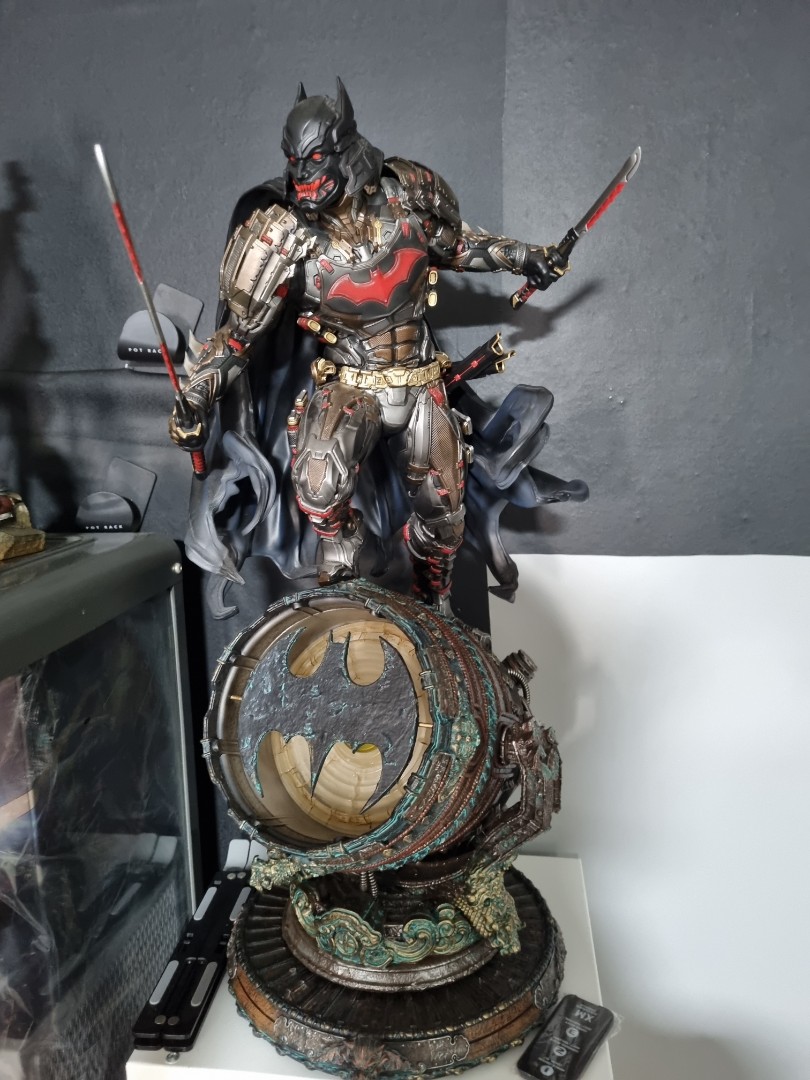 Xm studios Batman Shugo Ver B (XM Exclusive) 14 scale , Hobbies & Toys