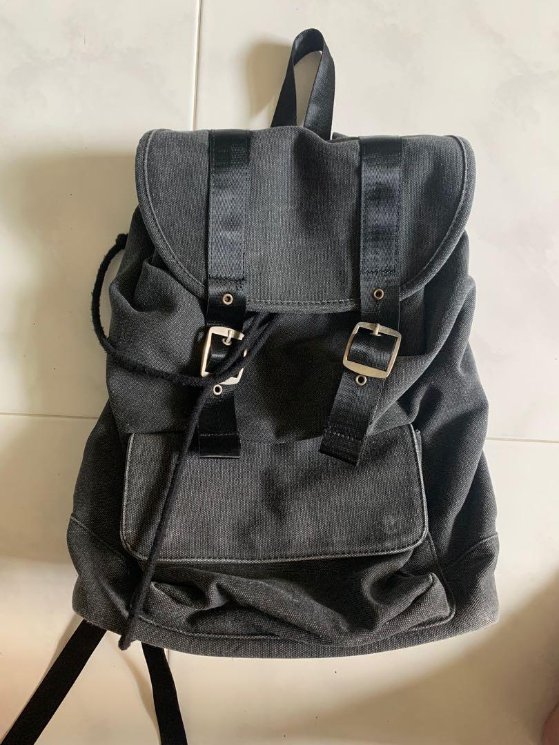 Zalora Black Backpack Men s Fashion Bags Backpacks on Carousell