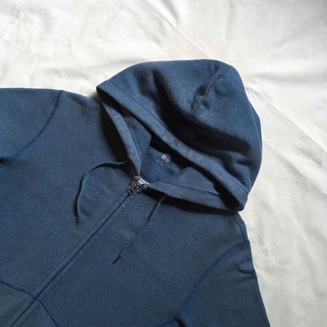 Hoodie uniqlo second 2025