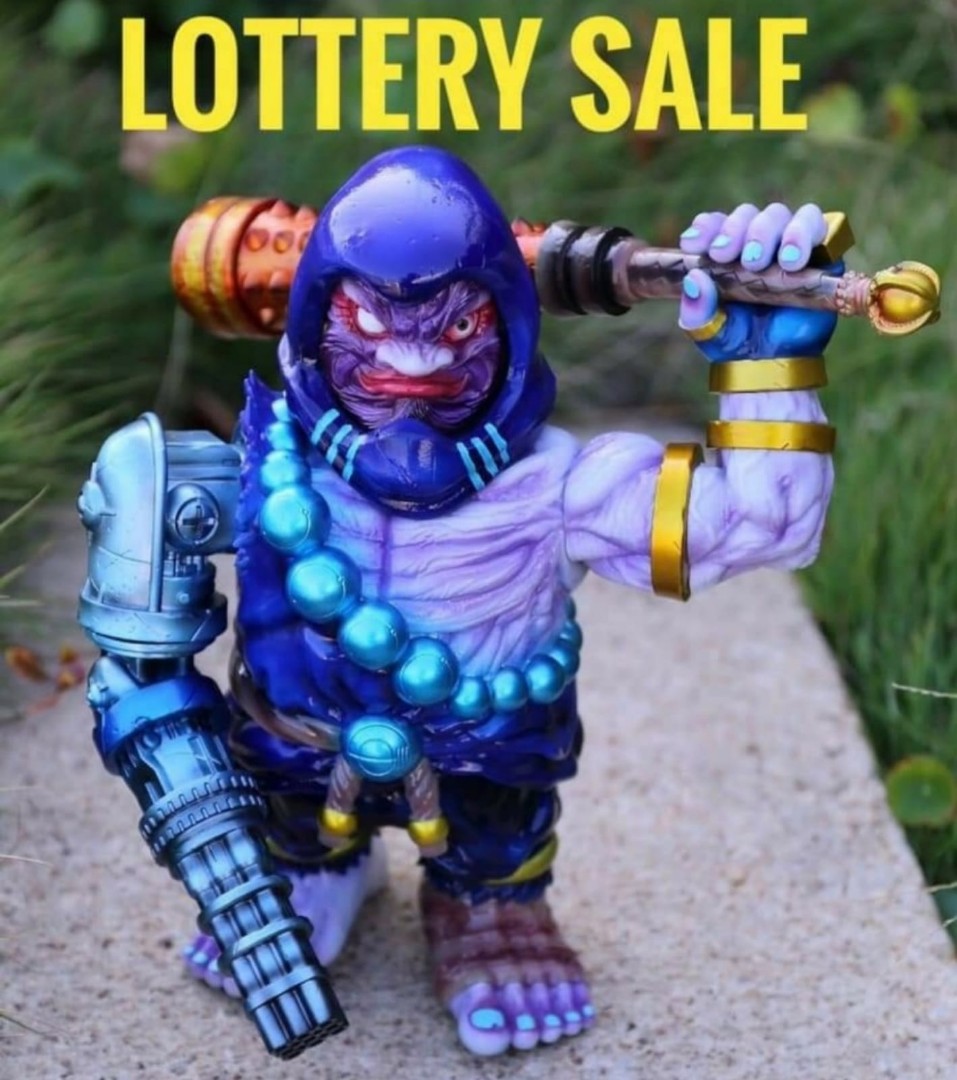 Kaiju one 黄金達磨Z