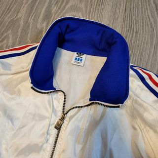 （分類：）位於 。 由 24.show.room 提交（商品編號 1120178649，圖片 1）。簡介： 。