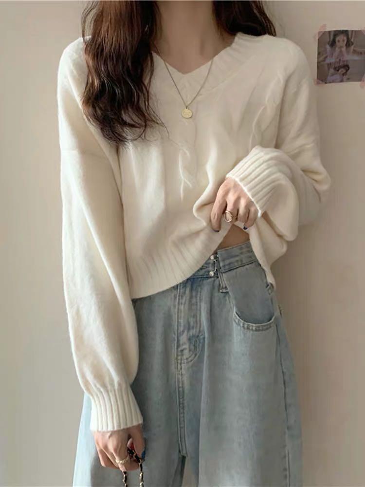 White argyle new arrivals sweater