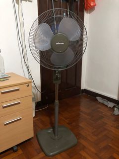 (Category: ) located in . Submitted by gud29spid (Listing ID 1120015542, Image 1). Description: .
