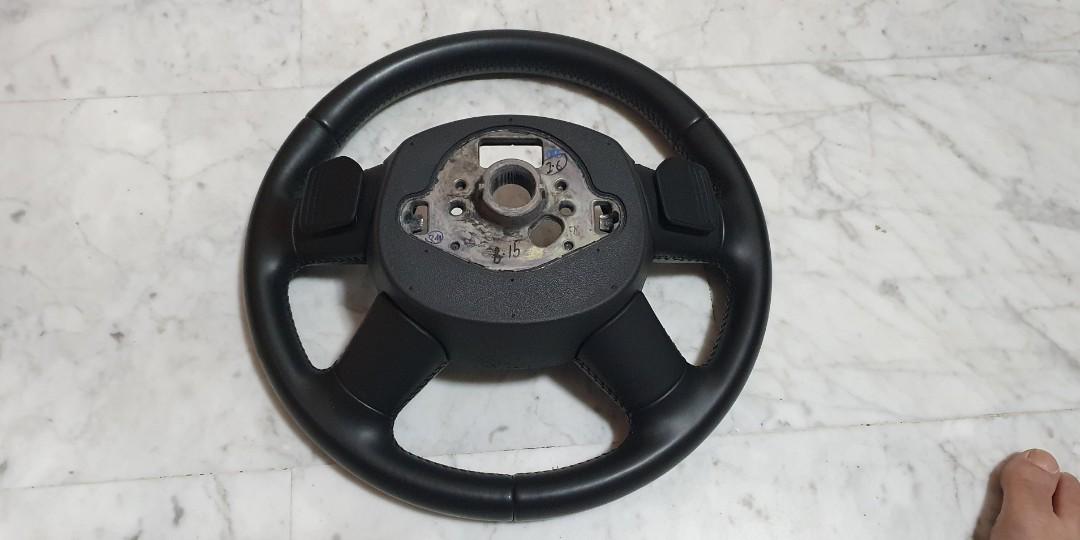 Audi Q3 steering wheel, Car Accessories, Accessories on Carousell