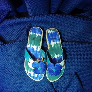 Authentic Impo Beach Blue Flower Sandals