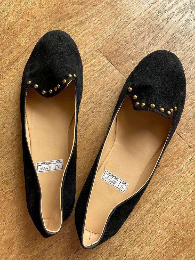 Black Velvet Doll Shoes (Size 7) (Category: Flats & Sandals) located in Paranaque City. Submitted by zafshopmnl (Listing ID 1120040164, Image 1). Description: .