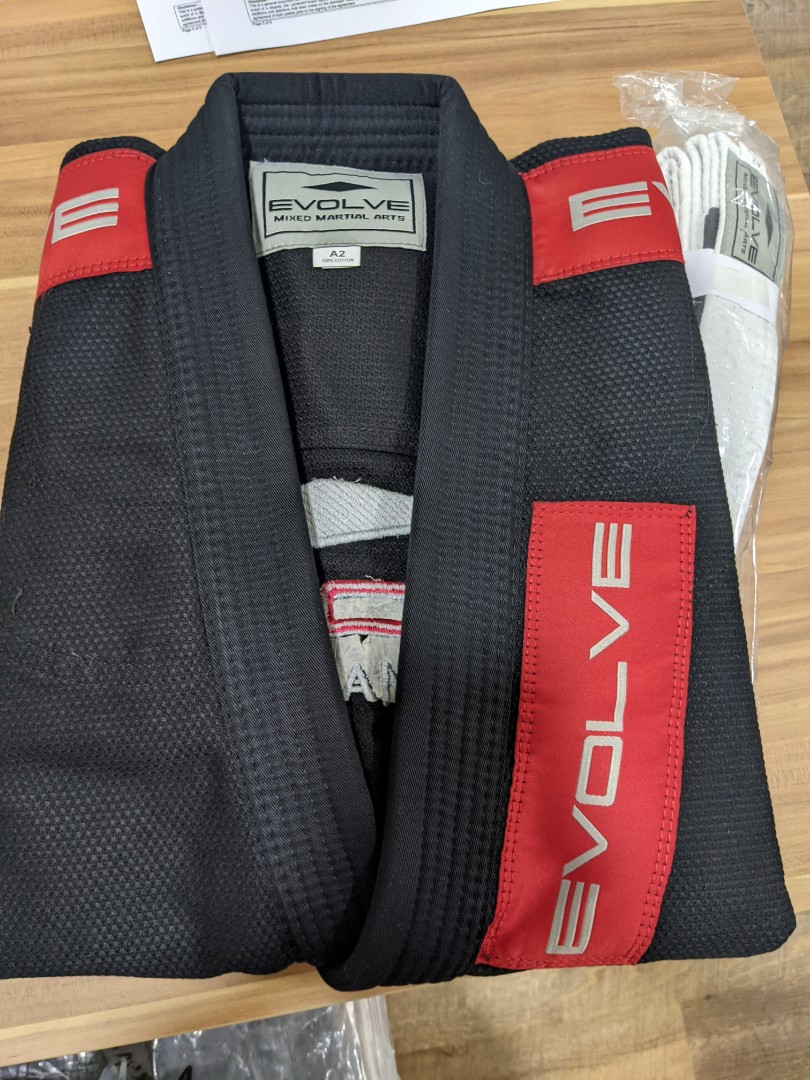 Evolve Brazilian JiuJitsu Kimono, Sports Equipment, Other Sports