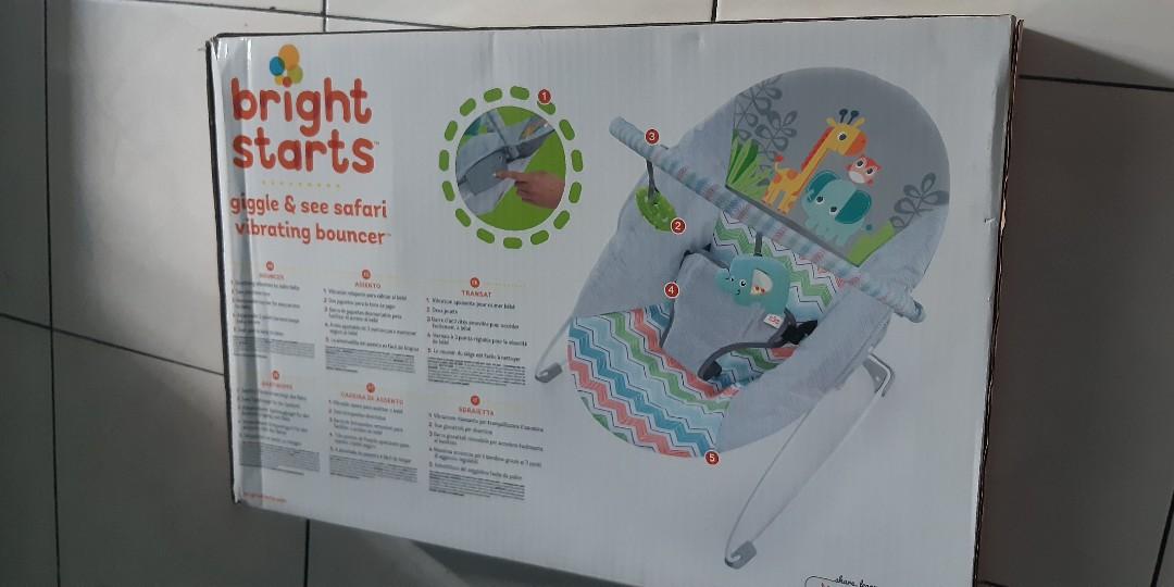 Bright Stars Giggle See Safari Vibrating Bouncer Bayi Anak