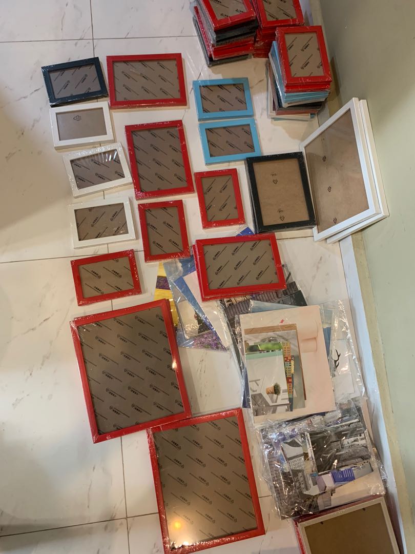 Clearance photo frames with pics, Furniture & Home Living, Home Decor