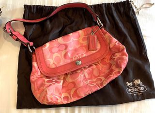 (Category: ) located in . Submitted by forever_young15 (Listing ID 1120035583, Image 1). Description: .