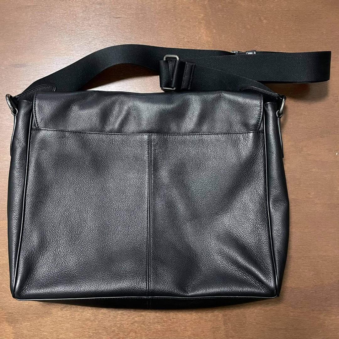 Coach houston messenger leather laptop bag, Men's Fashion, Bags, Sling