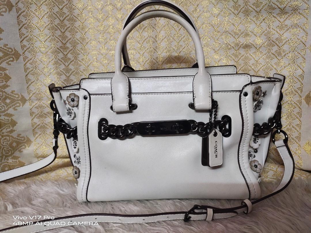 Coach swagger white discount