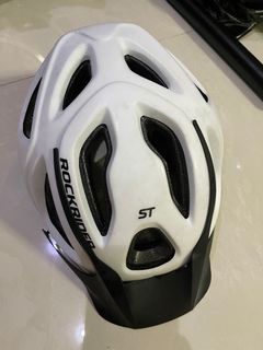 (Category: ) located in . Submitted by tango.kenneth (Listing ID 1120037663, Image 1). Description: .