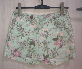 (Category: ) located in . Submitted by cheesymilktea (Listing ID 1120130347, Image 1). Description: .