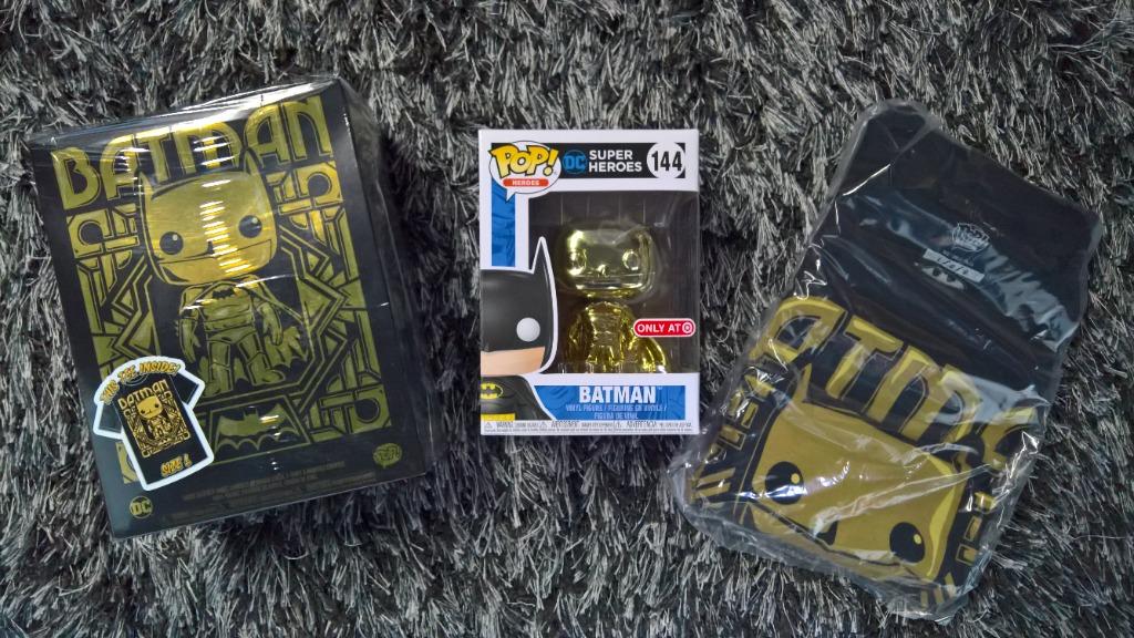 Funko Pop & Tees Batman Gold Chrome (EXTRA LARGE SIZE) (Category: Western Merchandise) located in Quezon City. Submitted by mjsee21 (Listing ID 1120104532, Image 1). Description: Brand new and sealed, slight crease on outer box Tees Size: Available in S, M, L, XL Outer Box light crease on outer box POP Box condition: 9/10 or better Meet ups: Coffee Bean, MPlace, Mo. Ignacia Ave, Quezon City (everyday 7:00 PM onwards) Greenhills (by schedule) Mega