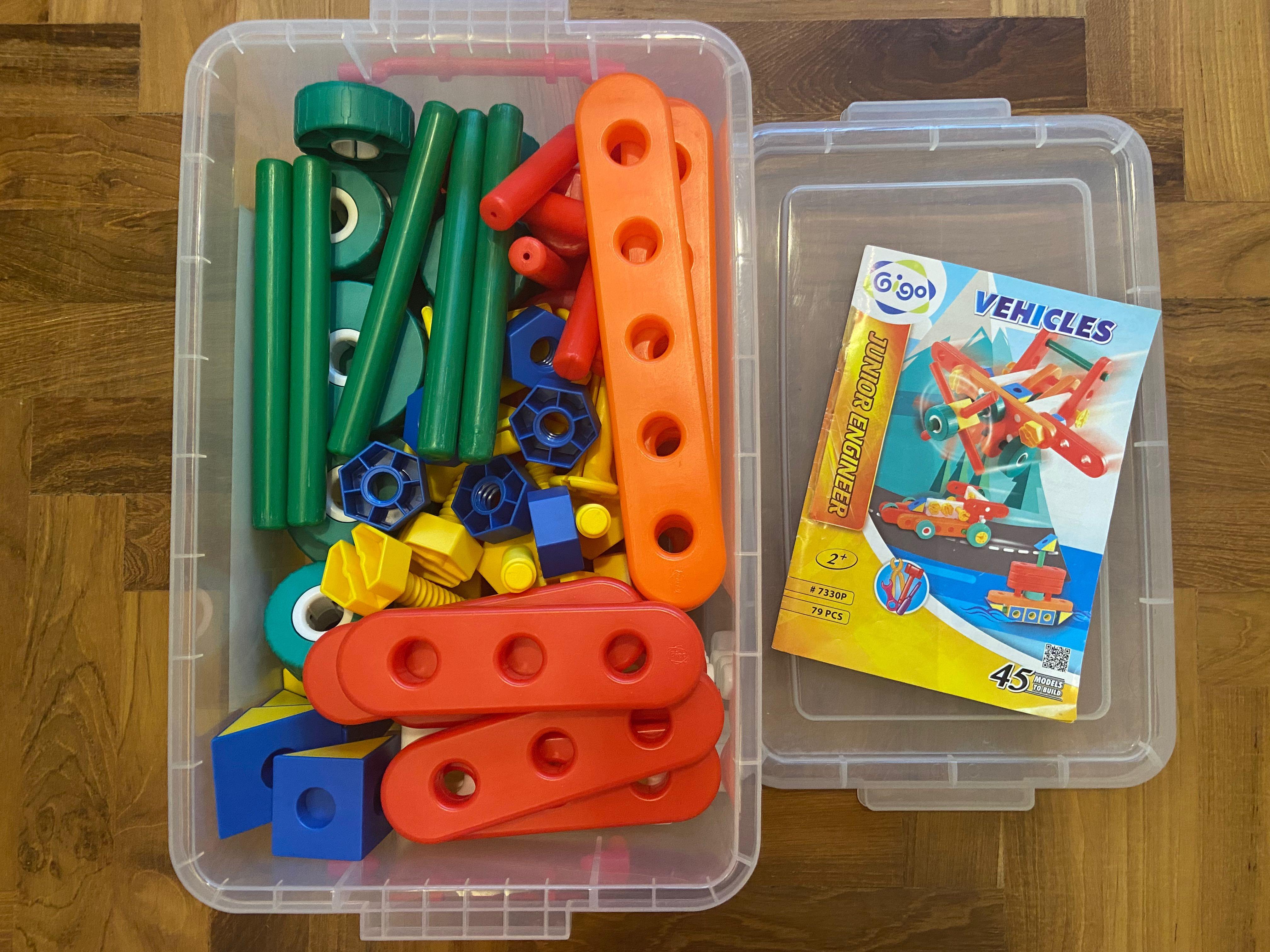 Gigo deals construction toys