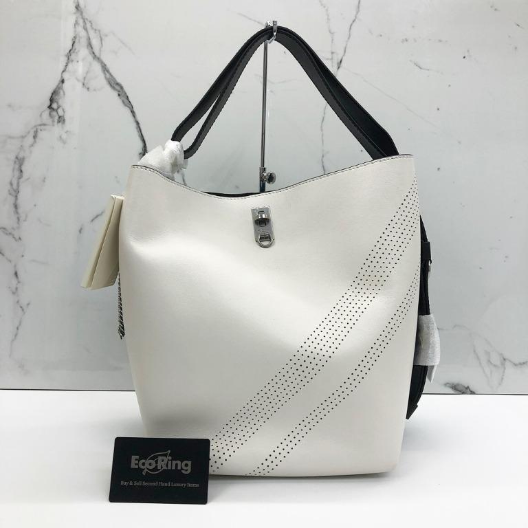 Givenchy gv medium leather deals bucket bag