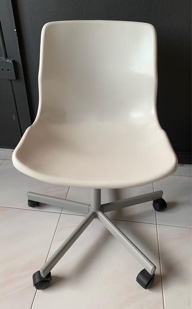 Ikea plastic sale chair with wheels