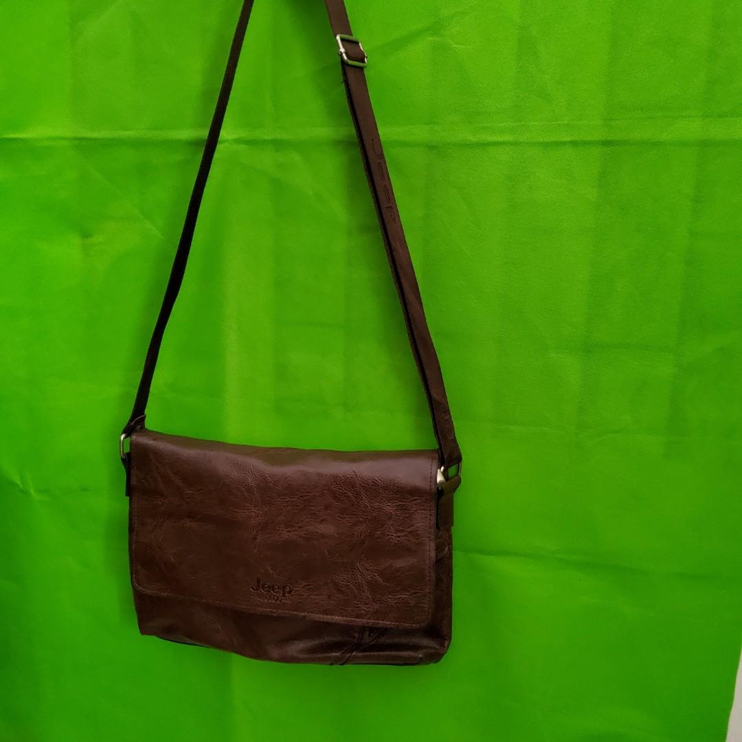 Jeep Buluo Original, Fesyen Pria, Tas & Dompet , Tas Selempang di Carousell
