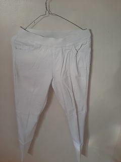 Jegging Putih