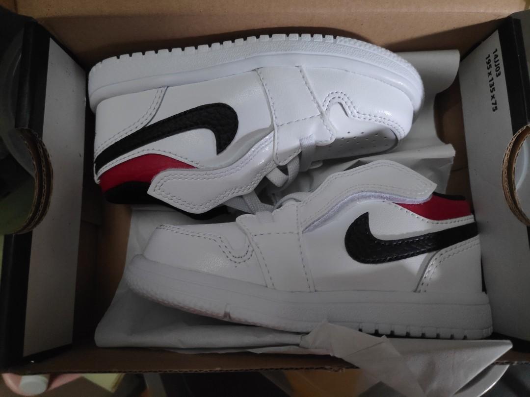 jordan chenille crossbody