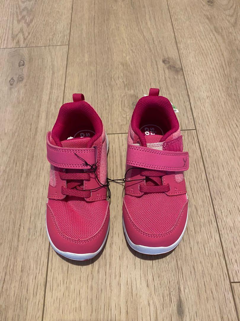 Girls shop cover shoes