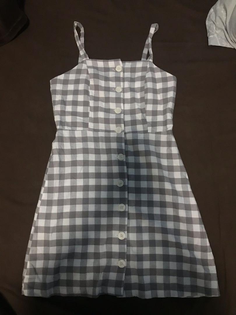 MANGO PLAID DRESS (Category: Dresses) located in Caloocan City. Submitted by tylean (Listing ID 1120211705, Image 1). Description: pm me if interested!.