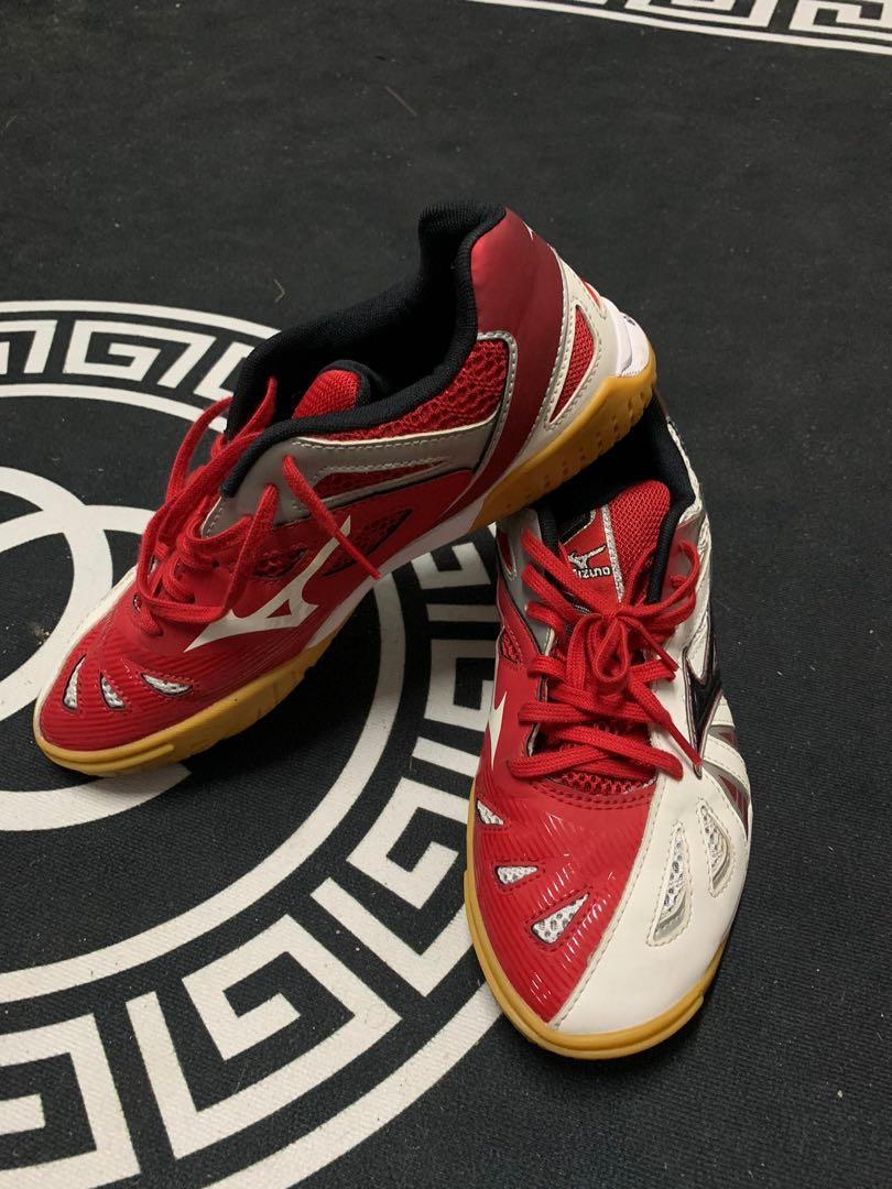 Mizuno Wave Medal 5