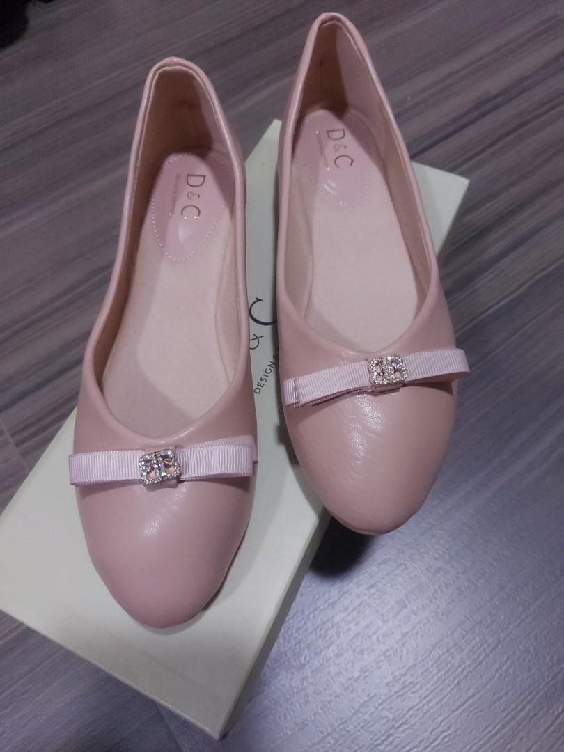 D n c shoes top