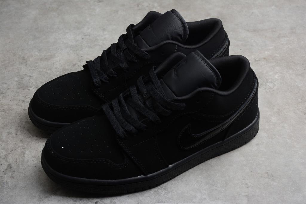 NIKE Air Jordan 1 Low Triple Black AJ 1 men women shoes Euro 36