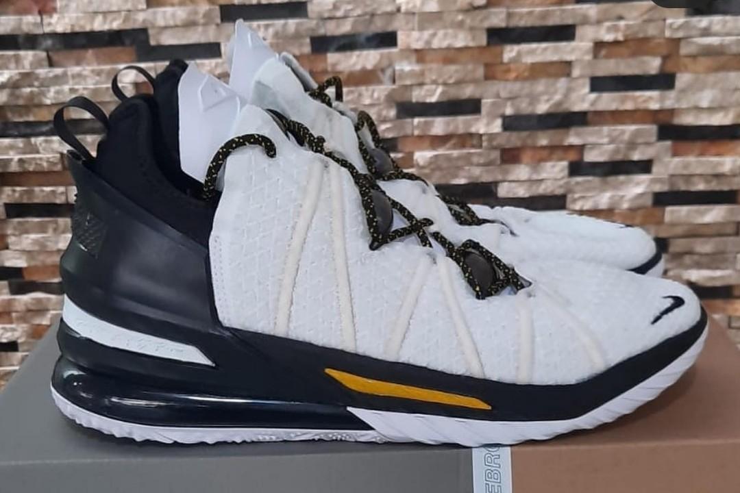 Lebron 18 hot sale home